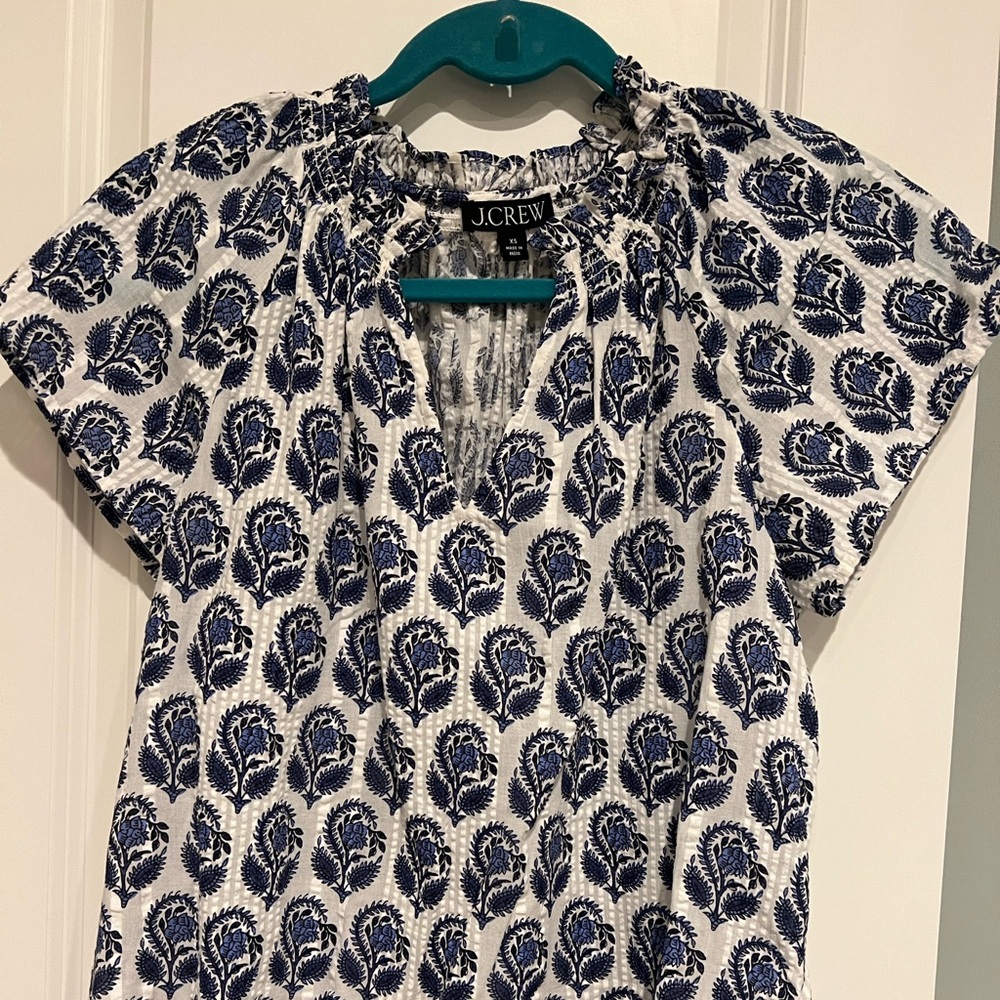 Jcrew blouse. Navy floral. NWOT